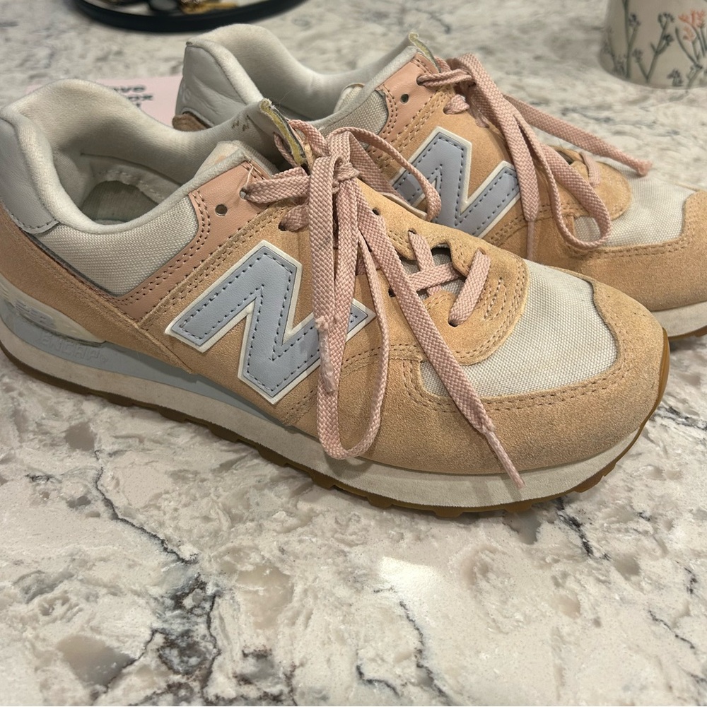 574 New Balance Cream and Pink Sneakers